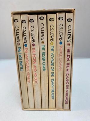 C.S. Lewis Chronicles of Narnia Complete 7 Book Set 1978 Edition