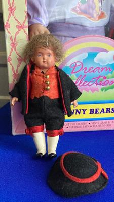 MADAM ALEXANDER DOLL, and SOME SUPER OLD OTHER VINTAGE  LITTLE DOLLS