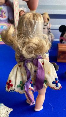 MADAM ALEXANDER DOLL, and SOME SUPER OLD OTHER VINTAGE  LITTLE DOLLS