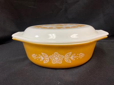 Vintage Pyrex Butterfly Gold White Lid Oval Casserole Dish 1.5qt #043