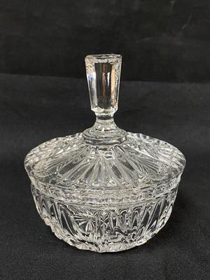 Vintage Hollywood Regency Glam Cut Crystal Glass Lidded Candy Trinket Powder Dish