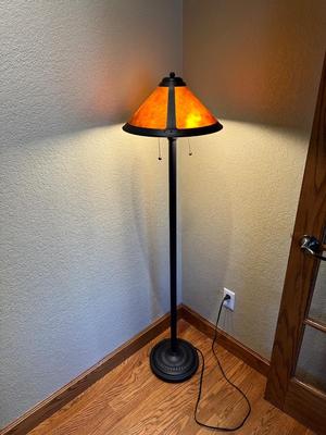 DOUBLE LIGHT PULL CHAIN FLOOR LAMP