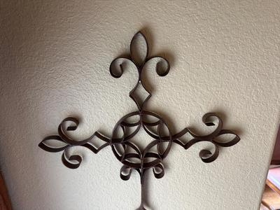 METAL WALL HUNG CROSS AND A MULTI PICTURE FRAME