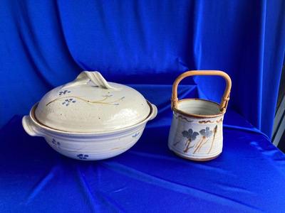 SIGNED POTTERY