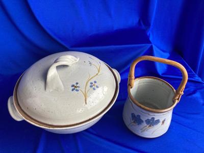 SIGNED POTTERY
