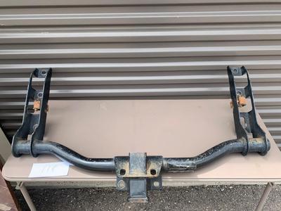 UNIVERSAL RECEIVER HITCH
