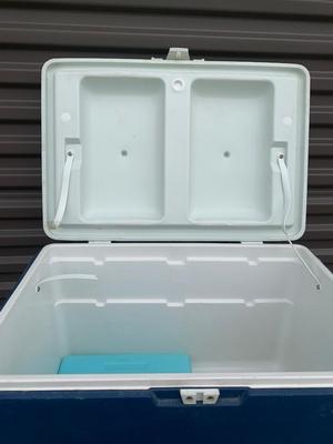 NICE IGLOO AND GOTT COOLERS