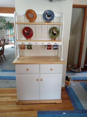 KITCHEN CABINET WITH A HUTCH