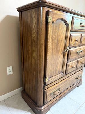 OLD HICKORY OAK Tall Boy Chest