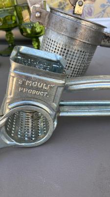 VINTAGE JUICER , GRATER AND GOBLETS
