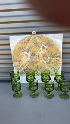 VINTAGE JUICER , GRATER AND GOBLETS
