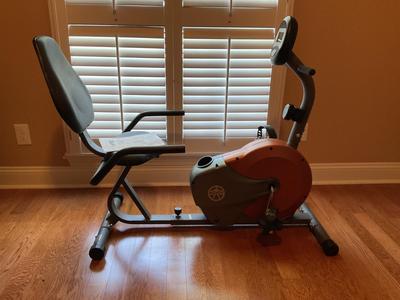 Magnetic Resistance Recumbent Bike