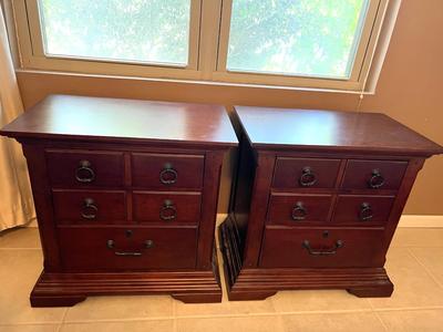 3 Drawer Night Stand Pair *Read Details