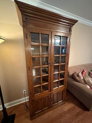 Mission Style Oak Bookcase (2 of 2)