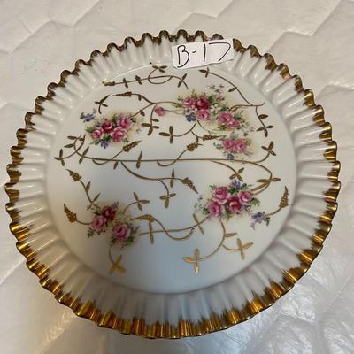 12" Floral Rose Pedestal Stand Cake Plate with Ruffled Edte