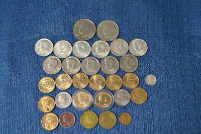 LOT 415. VARIETY OF US COINS