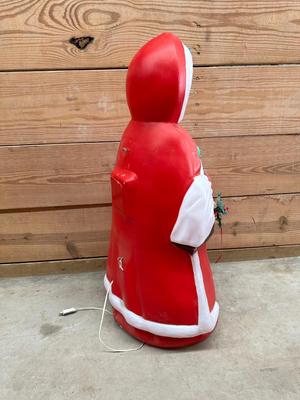 LARGE BLOW MOLD MRS CLAUSE LIGHTED YARD DECOR