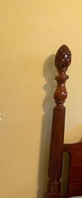 Vintage Solid Wood Cherry Twin 4-Poster Bed Includes Mattress Set Beautiful Accorn Accent