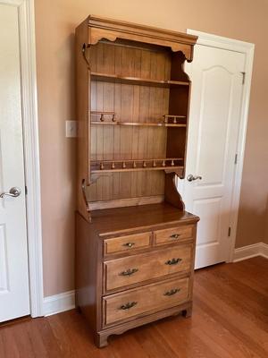 Thomasville American Style Hutch (2 of 2)