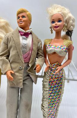 Vintage Barbie/Ken Doll Lot With Clothing *Read Details