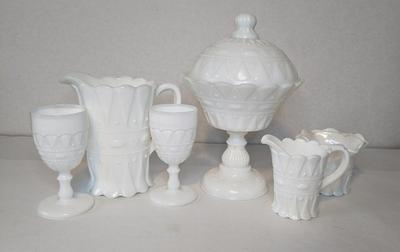 Kemple Lace Milk Glass Assortment