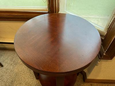 ROUND 2 TIER SIDE TABLE