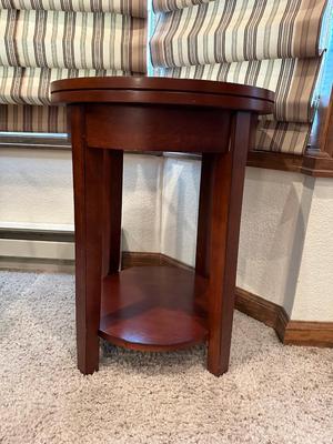 ROUND 2 TIER SIDE TABLE