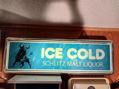 LIGHTED ICE COLD SCHLITZ BEER SIGN