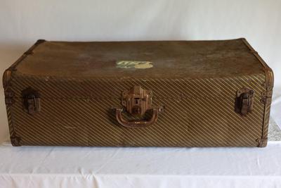 Vintage Suitcase/Trunk