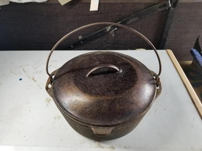 Lodge Dutch Oven