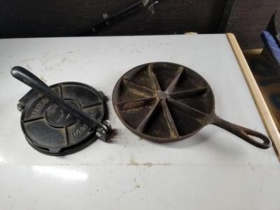 Cornbread Skillet & Tortilla Press