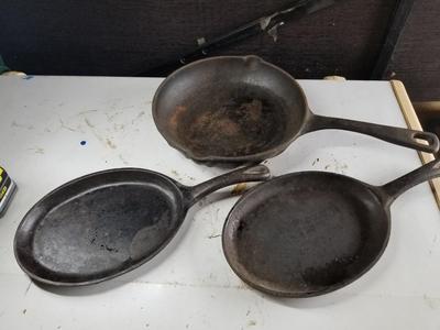 3 Skillets 