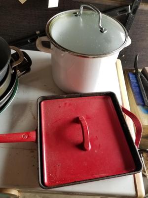 Cast Iron Skillet and Stock Pot