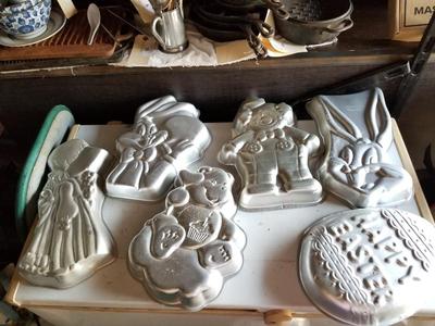 Cake Pans