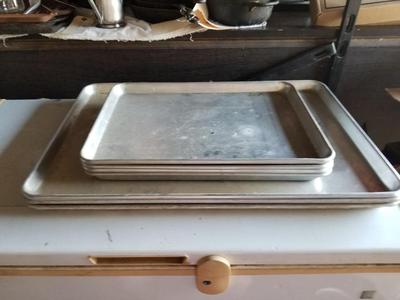 Warming Trays