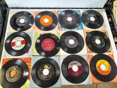 45 LP Records Beach Boys, Jody Davis, Johnny Cash, Harry Belafonte, and many more