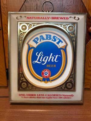 LIGHTED PABST LIGHT BEER SIGN