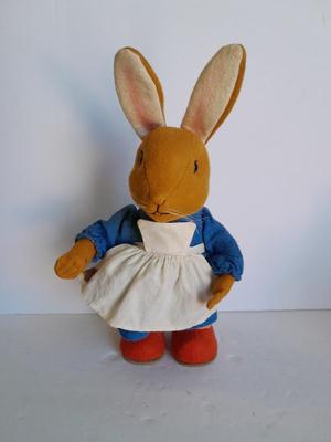 RARE Vintage Kersa Germany Female Rabbit collectible with metal foot tag