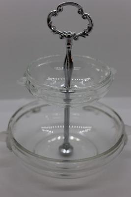 Walther Glass 2-Tier Stand