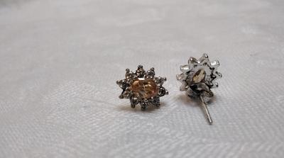 CW Citrine Surrounded by White Sapphires 925 Earrings