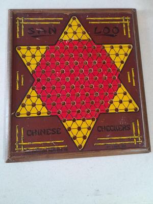 Northwestern Products Co, SAN LOO reversible Chinese Checkers game board,