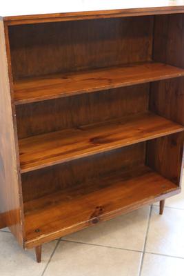 MCM Pine Bookshelf - (3) Shelves