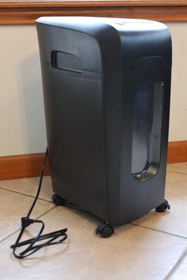 Member's Mark 12-Sheet Micro-Cut Shredder