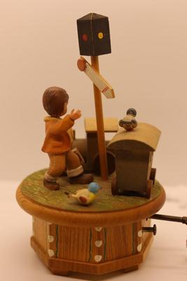 THORENS Wooden Music Box