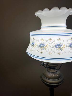 Vintage Quoizel Abigail Adams Milk Glass Globe, Floor Lamp