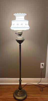 Vintage Quoizel Abigail Adams Milk Glass Globe, Floor Lamp