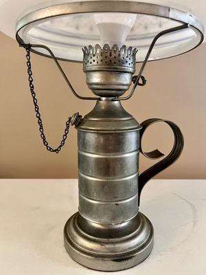 Vintage Quoizel Abigail Adams Milk Glass Globe Table Lamp.