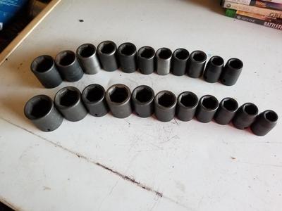Husky Sockets
