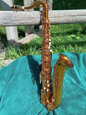 Beautiful vintage Martin Handcraft Low Pitch saxophone. "Searchlight".