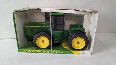 Ertl 8870 John Deere Tractor In Box-Stk # 5762